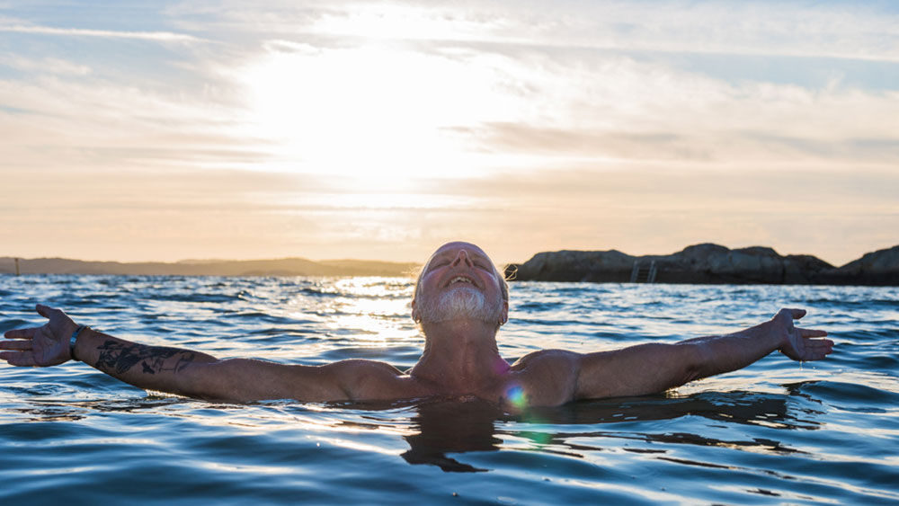 Man in de zee: Ik voel me vrij als ik in zee ben.